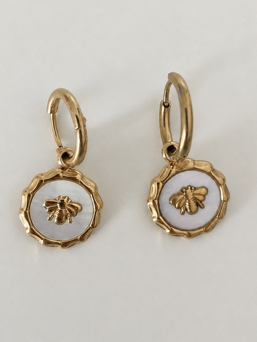 18K Gold Plated Bee Shell Huggie Hoop Earrings